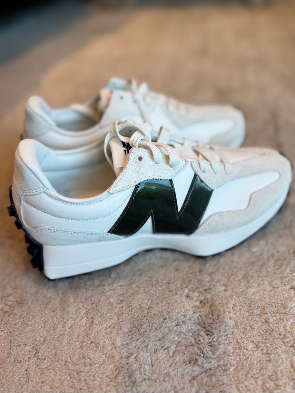 New Balance 327 Dark Olivine - New w/o Box - Picture 3 of 6